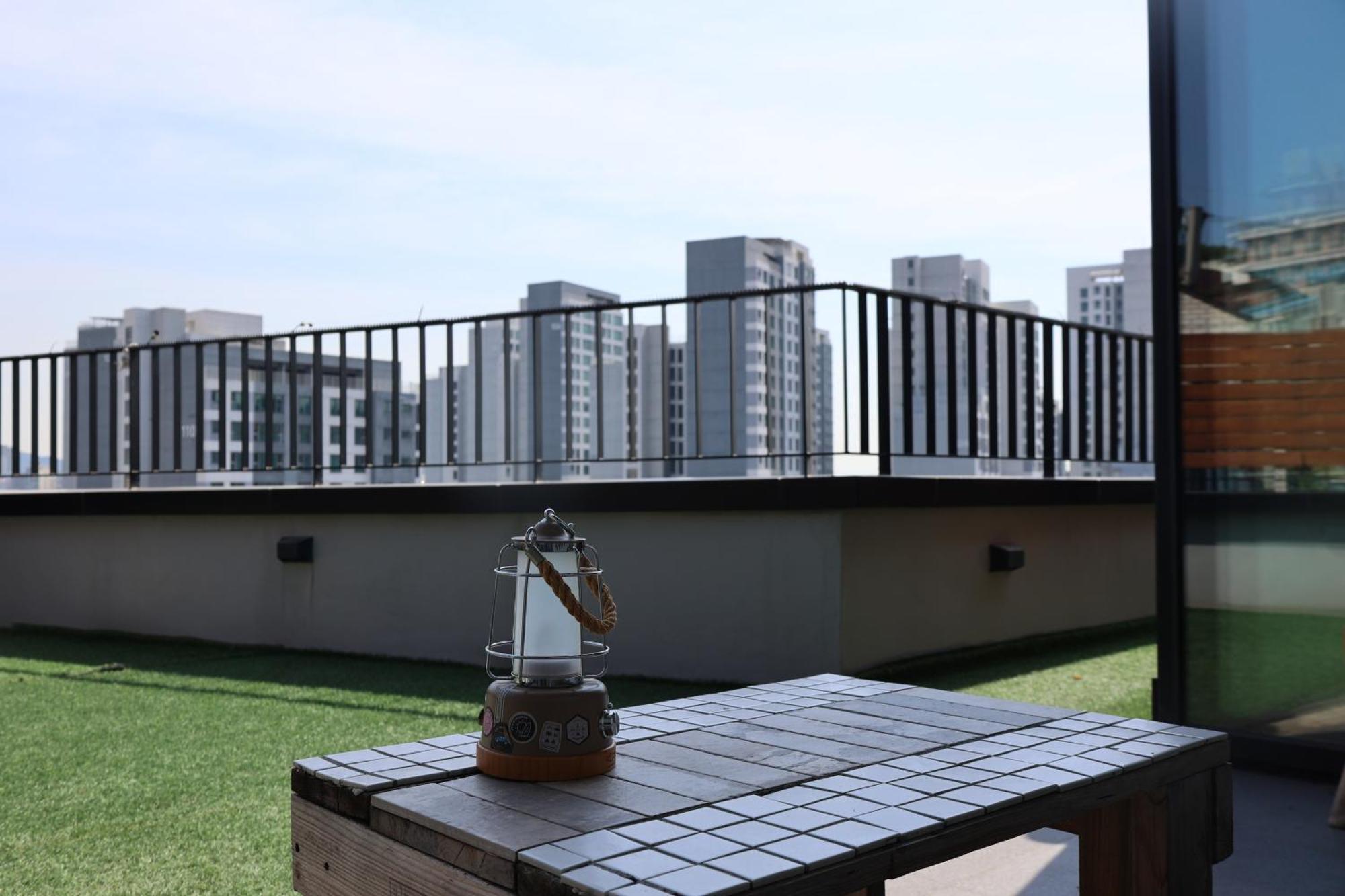 Space In Blackstone Сеул Экстерьер фото